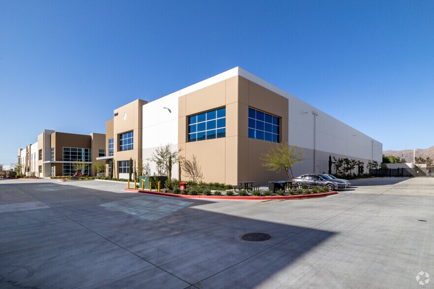 More Photos Of 13860 Old 215 Frontage Rd, Moreno Valley Warehouse For Sale