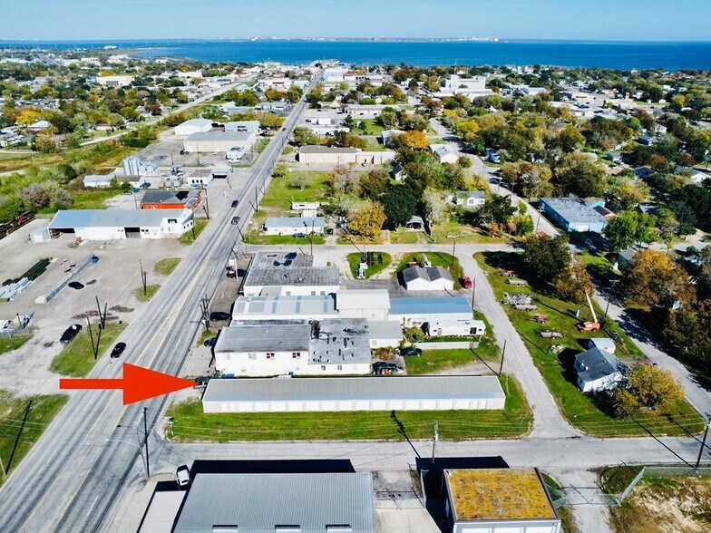 More Photos Of 832 W Main St, Port Lavaca Self Storage For Sale