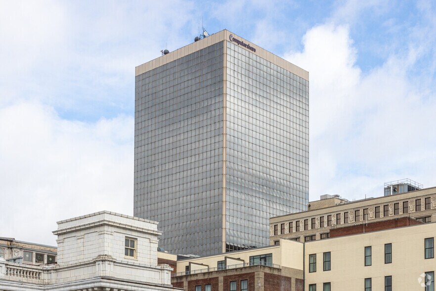 More Photos Of 462 S Fourth St, Louisville Office For Sale