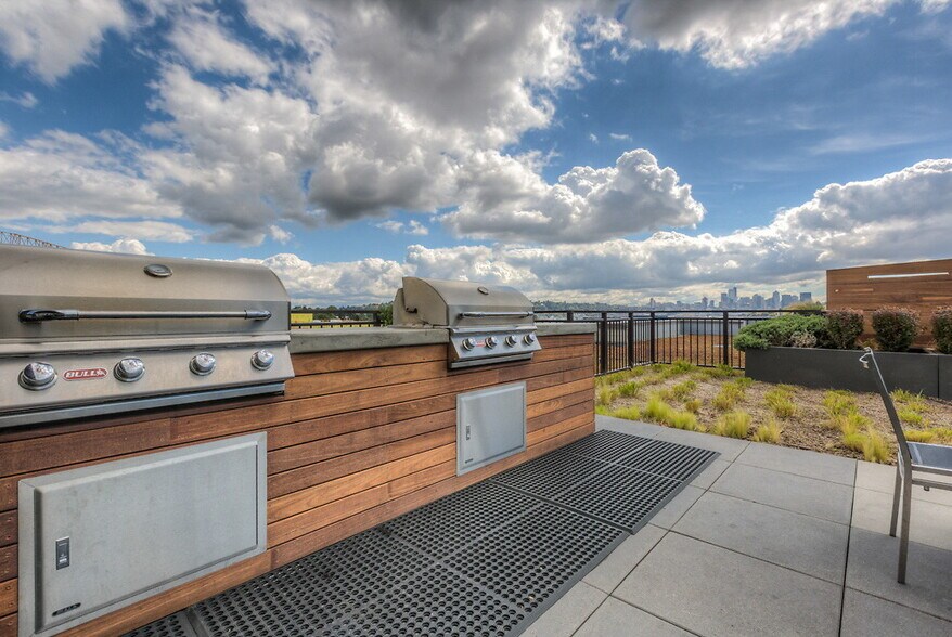 More Photos Of 3636 Stone Way N, Seattle Apartments For Lease