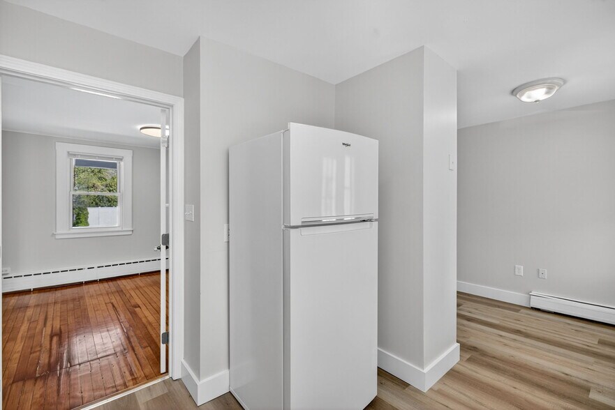 More Photos Of 18 Perry Ave, Nashua Apartments For Sale