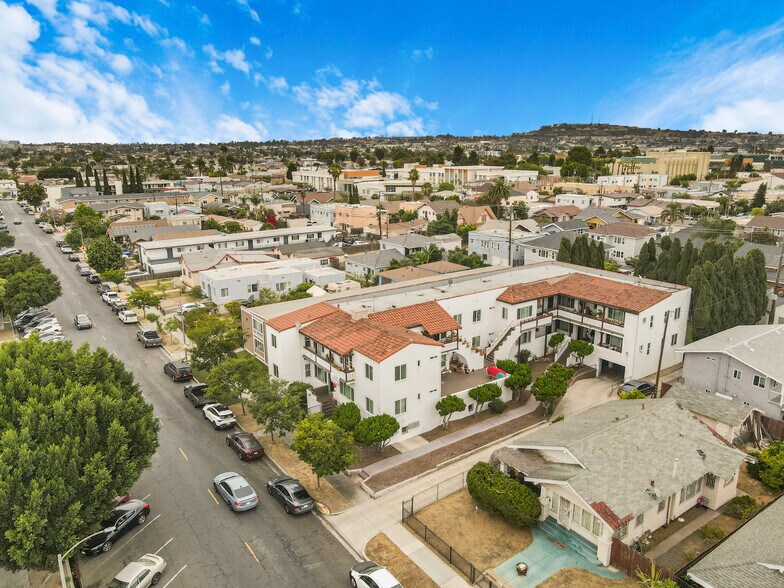 More Photos Of 1430 Elm Ave, Long Beach Apartments For Sale