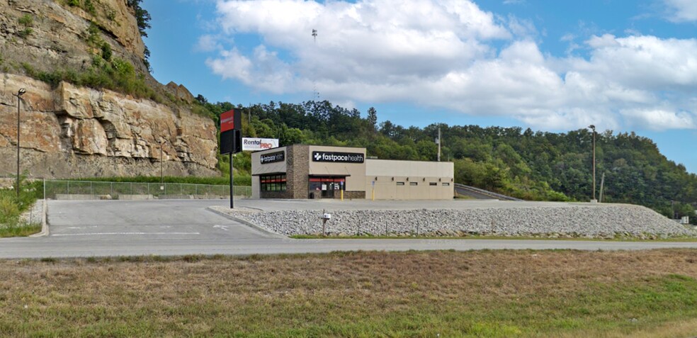 More Photos Of 60 Fitz Gilbert Rd, Hazard Healthcare For Lease