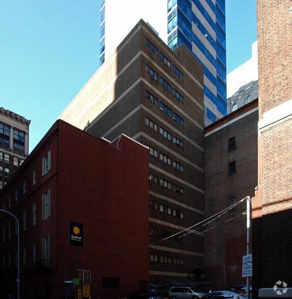 More Photos Of 1521-1523 Locust St, Philadelphia Office For Lease