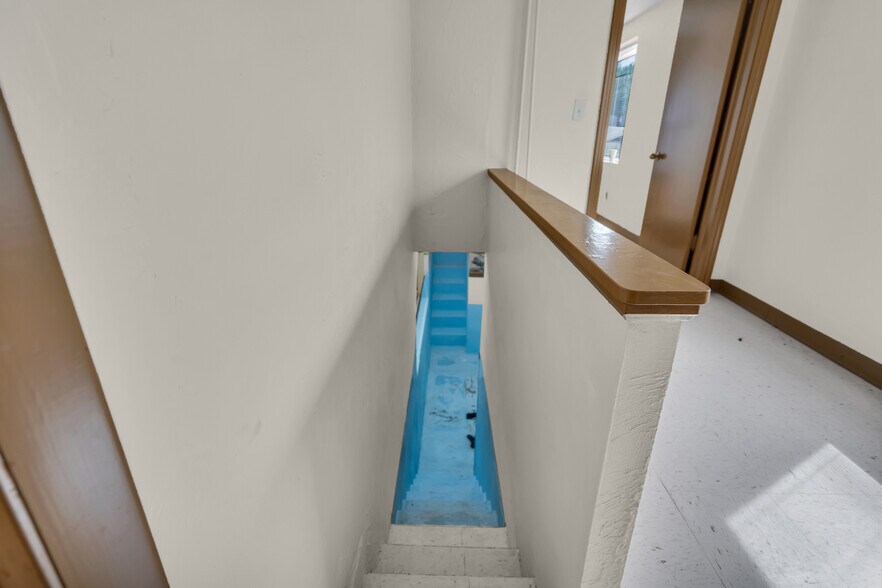 More Photos Of 727 4th St, Healdton Religious Facility For Sale