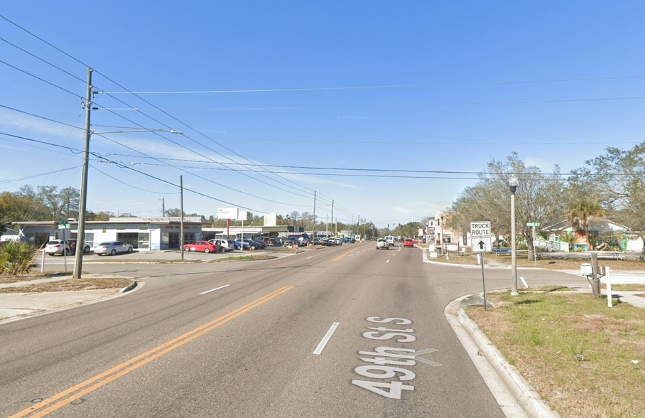 More Photos Of 541 49th St S, Saint Petersburg Showroom For Lease