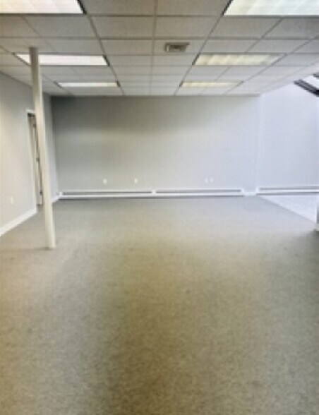More Photos Of 180 State Rd, Sagamore Beach Office For Lease