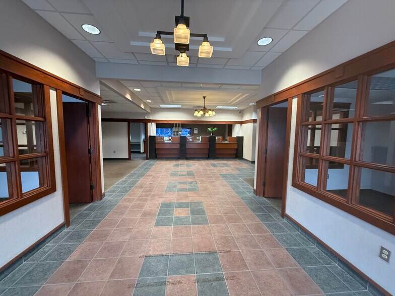 More Photos Of 3177 Main st, Emmett Office For Sale