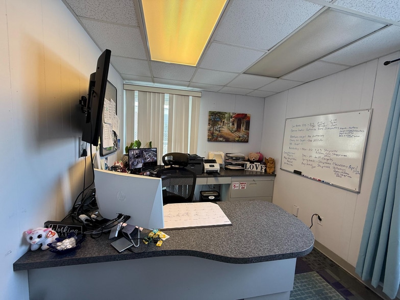 More Photos Of 1071 E Landis Ave, Vineland Medical For Sale