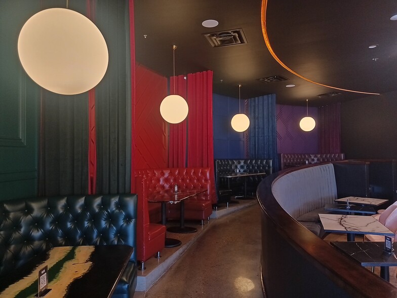 More Photos Of 12225 Westheimer Rd, Houston Freestanding For Lease