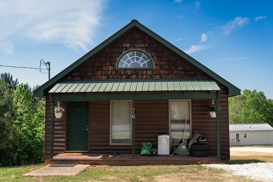 More Photos Of 21979 Highway 431, Wedowee Hotel For Sale
