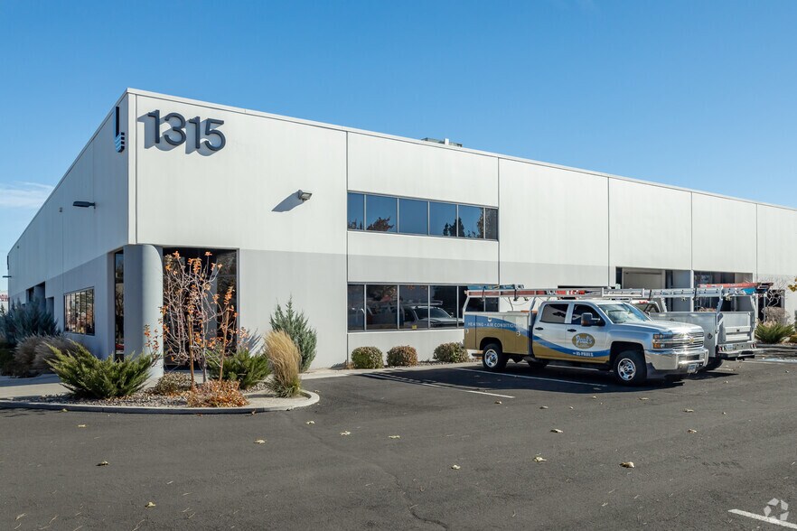More Photos Of 1315 Greg St, Sparks Unknown For Lease