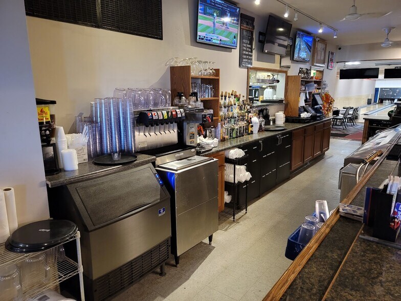 More Photos Of 739 W Main St, Deshler Bowling Alley For Sale