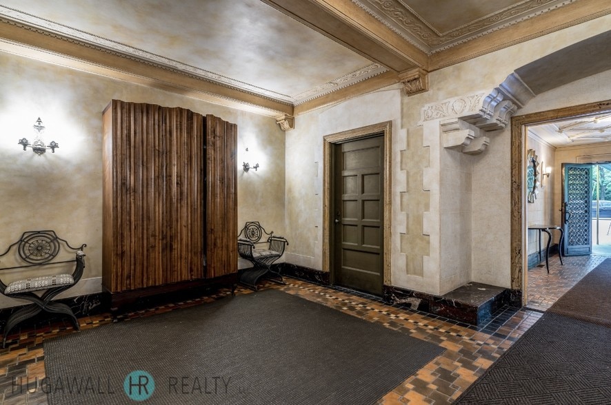 More Photos Of 9 Prospect Park W, Brooklyn Apartments For Sale