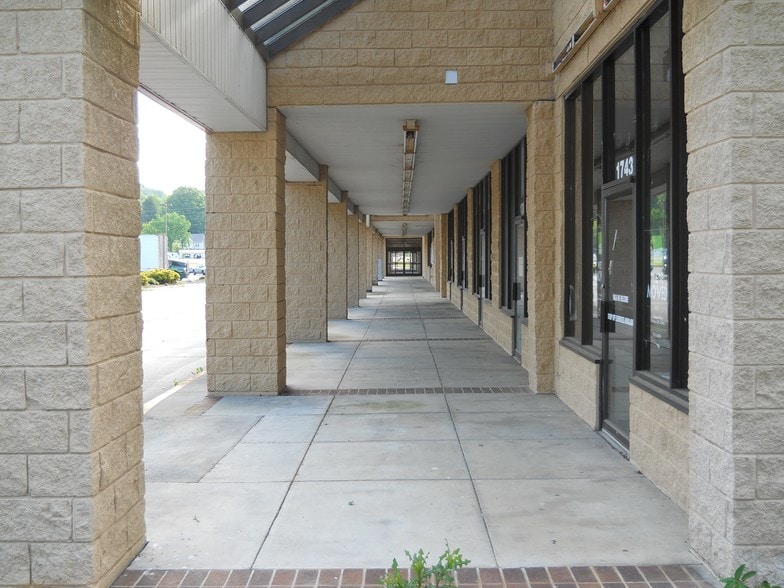 More Photos Of 1705-1713 US Highway 19E, Johnson City Unknown For Lease