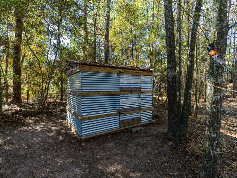 More Photos Of 11201 County Road 203, Plantersville Specialty For Sale