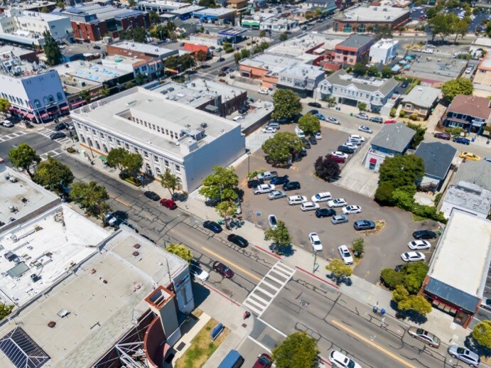 More Photos Of 2411 Santa Clara Ave, Alameda Bank For Lease