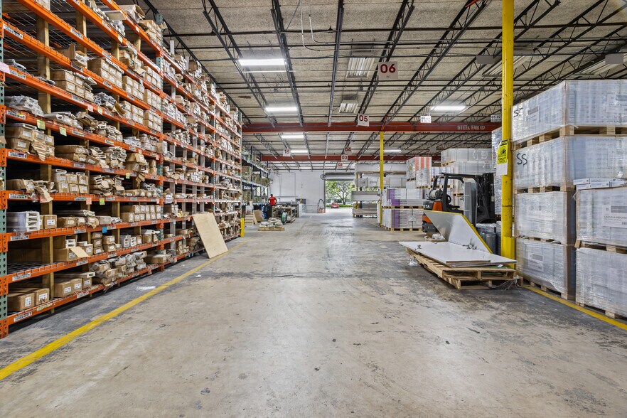 More Photos Of 2775 NW 63rd Ct, Fort Lauderdale Distribution For Lease