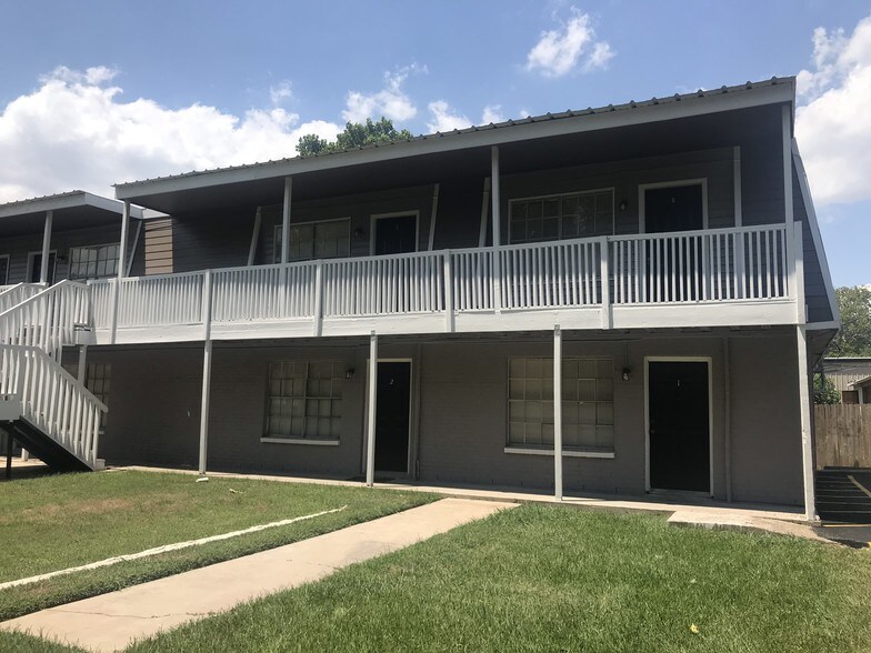 More Photos Of 2718 Violet St, Pasadena Apartments For Sale