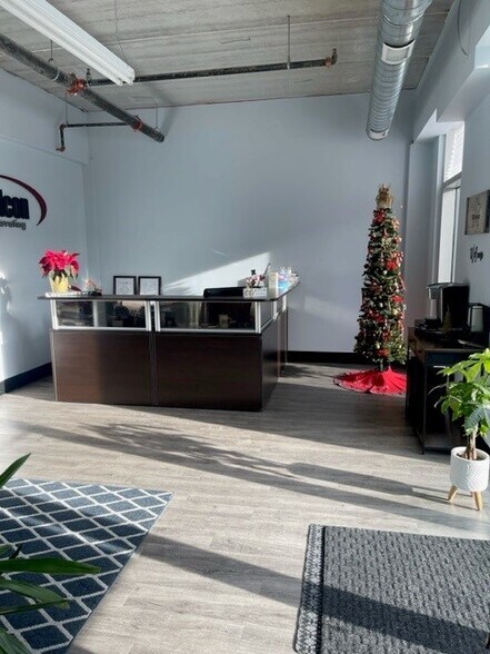 More Photos Of 36 Ditton Dr, Hamilton Warehouse For Sale