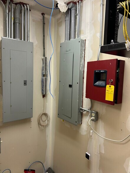 More Photos Of 198 George St, Beckley Research And Development For Sale