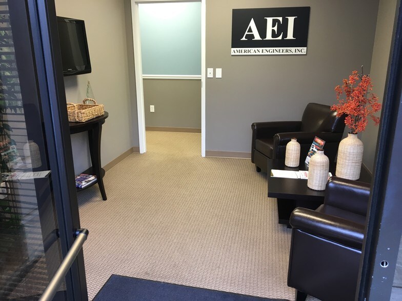 More Photos Of 1634 White Cir, Marietta Light Distribution For Sale