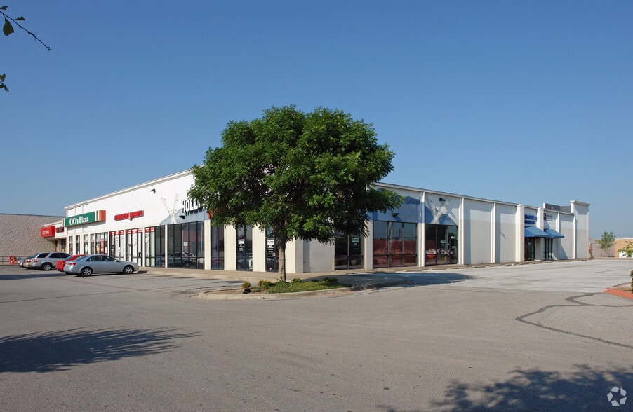 More Photos Of 1430-1524 Northwest Hwy, Garland Unknown For Lease