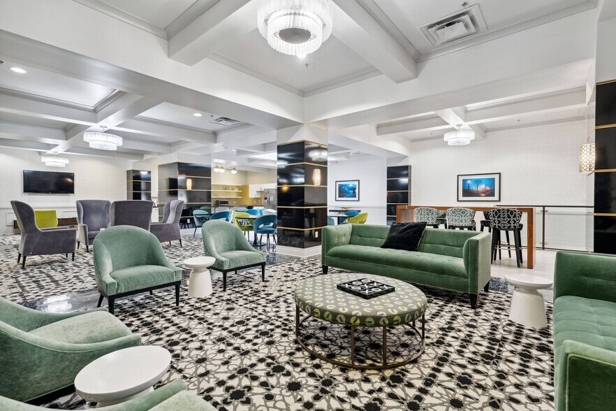 More Photos Of 114 E Franklin St, Richmond Apartments For Sale