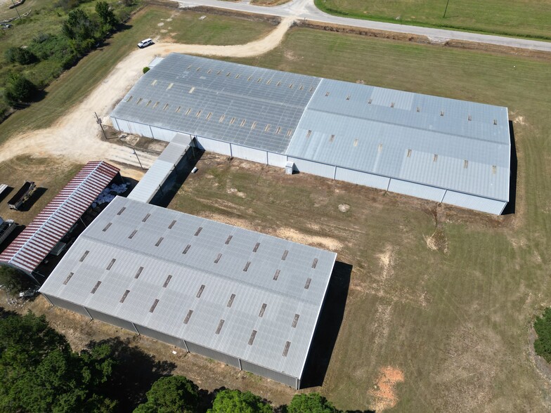 More Photos Of 281 Industrial Blvd, Bishopville Warehouse For Lease