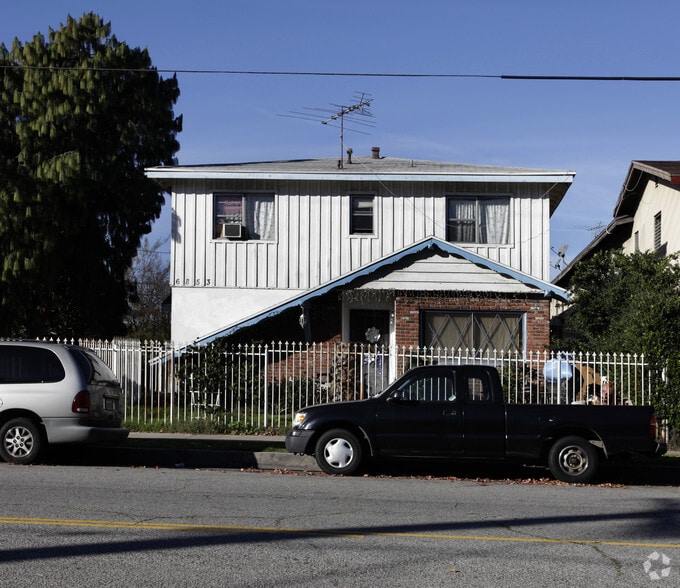 More Photos Of 6853 Fulton Ave, North Hollywood Apartments For Sale