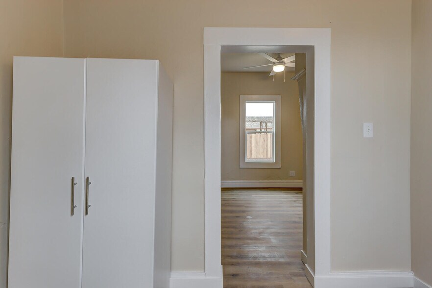 More Photos Of 218 N Avenue C, Kuna Apartments For Sale