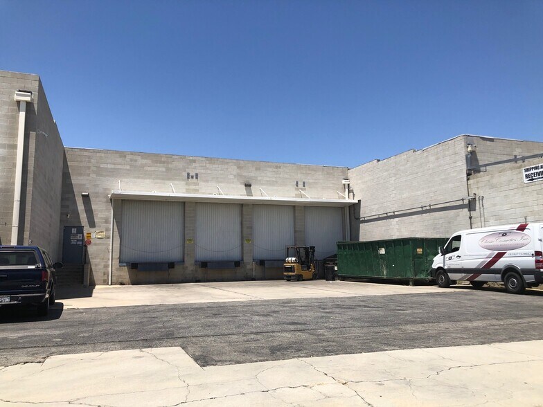 More Photos Of 9530 De Soto Ave, Chatsworth Manufacturing For Sale