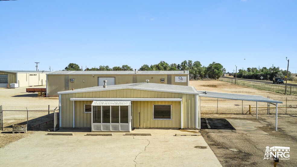 More Photos Of 1321 14th Ave, Perryton Industrial For Sale