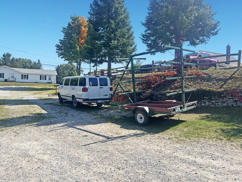 More Photos Of 100 State St, Grayling Specialty For Sale