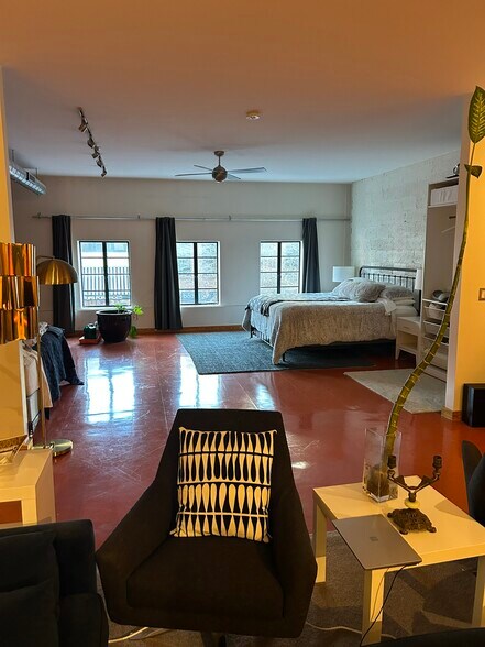 More Photos Of 28 N Lexington Ave, Asheville Storefront Retail Residential For Sale