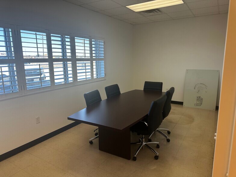 More Photos Of 1225 S Faudree Rd, Odessa Warehouse For Lease