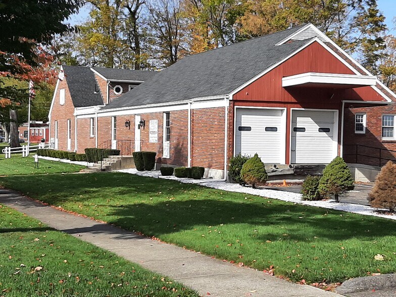 More Photos Of 2 Crane Park Dr, Wilbraham Medical For Lease