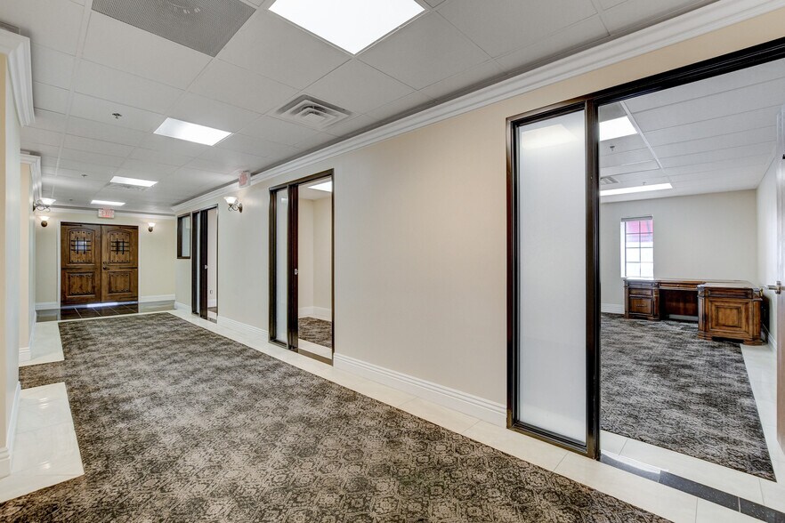 More Photos Of 3470 E Russell Rd, Las Vegas Office For Sale