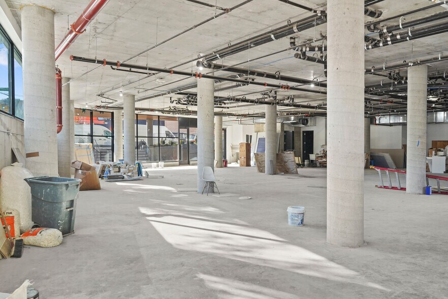 More Photos Of 33 Franklin St, Brooklyn Apartments For Lease