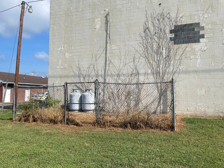 More Photos Of , Warsaw Unknown For Sale