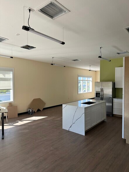 More Photos Of 888 E Woodmen Rd, Colorado Springs Freestanding For Lease