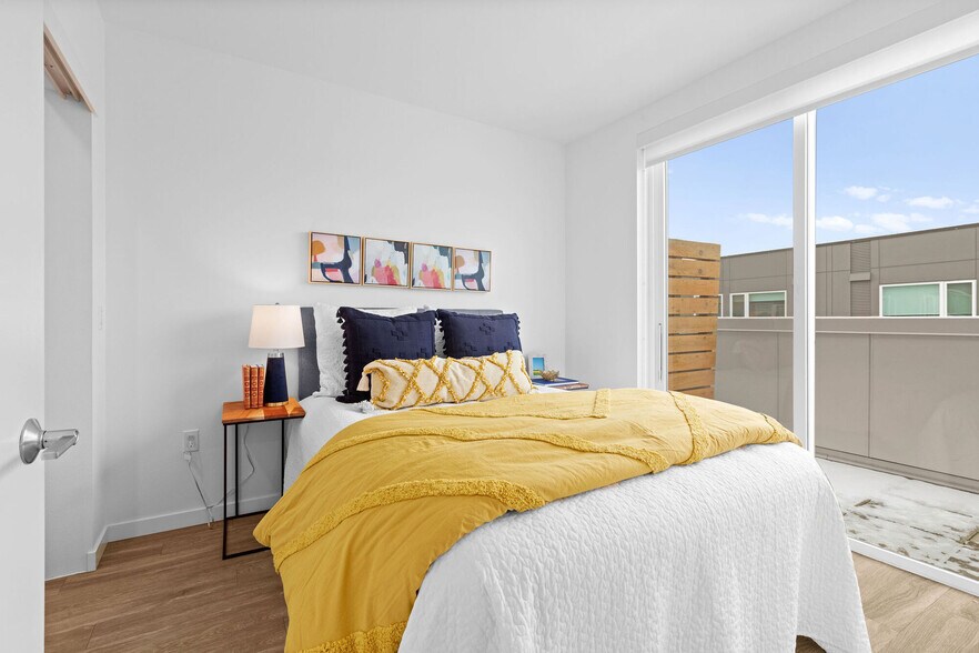 More Photos Of 2309 S Jackson St, Seattle Apartments For Lease