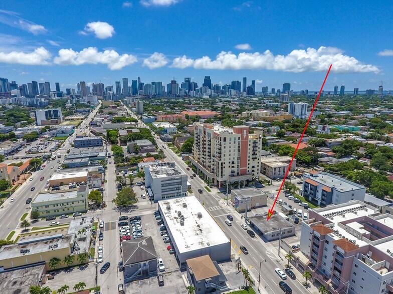 More Photos Of 1410 SW 1st St, Miami General Retail For Lease
