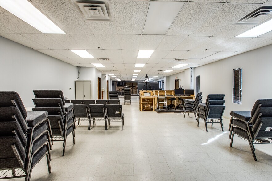 3434 S Collins St, Arlington, TX 76014 Skating Rink For Sale