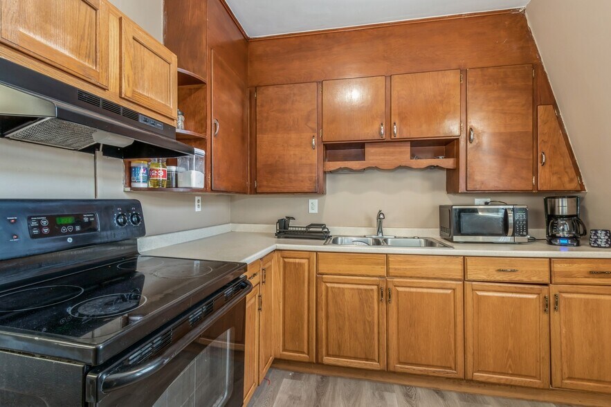 More Photos Of 569 Morton Ave, Rosenhayn General Retail For Sale