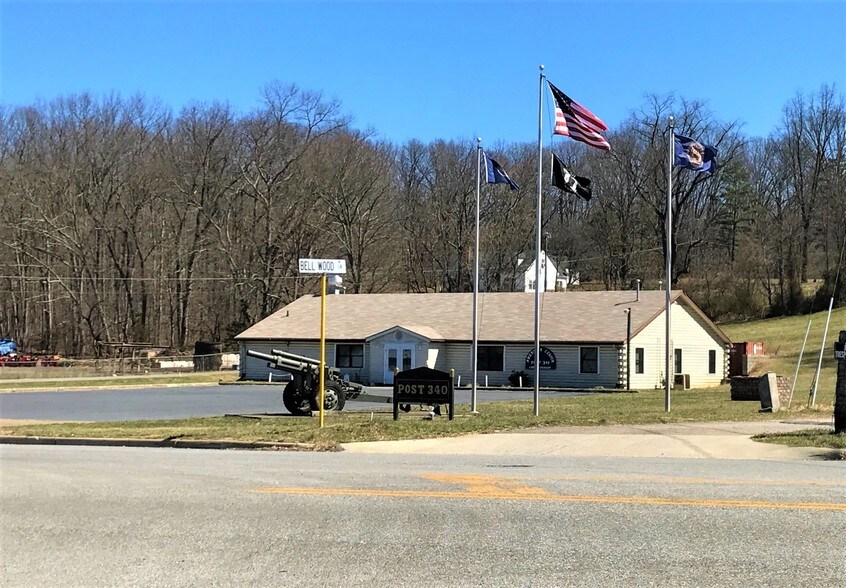 Primary Photo Of 13 E Side Hwy, Waynesboro Restaurant For Sale