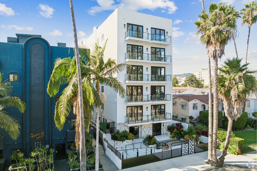 More Photos Of 137 N Doheny Dr, West Hollywood Multifamily For Sale