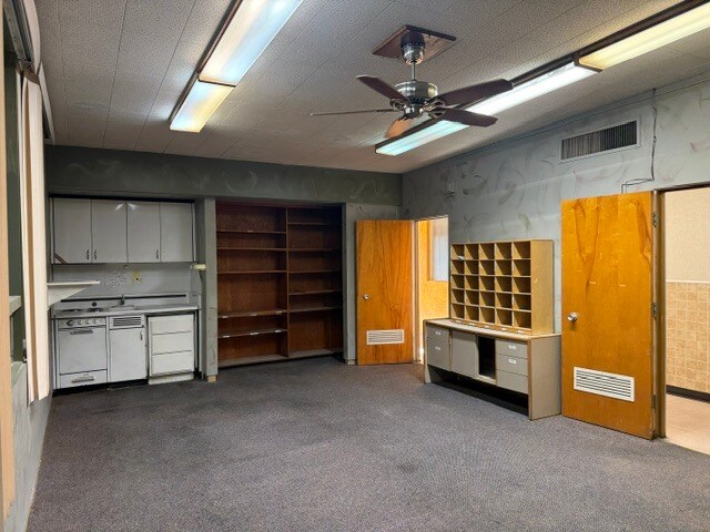 More Photos Of 222 Minner Ave, Bakersfield Medical For Sale