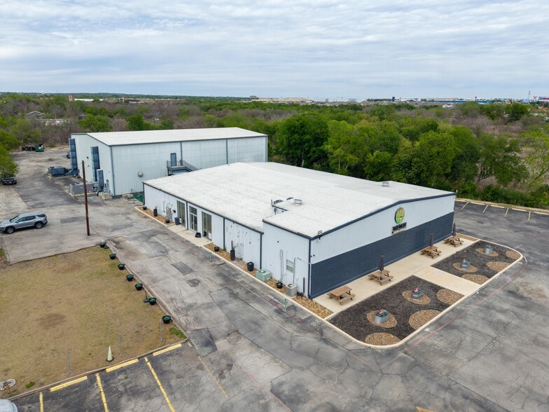 Primary Photo Of 6035 Old Seguin rd, San Antonio Distribution For Sale