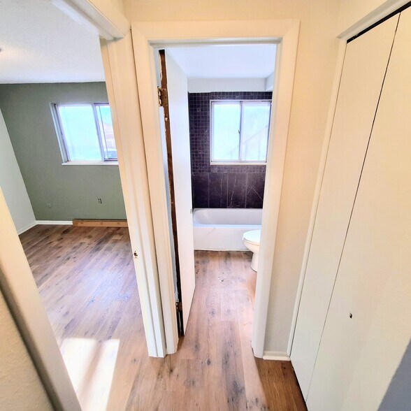 More Photos Of 1065 Magnolia St, Colorado Springs Apartments For Sale